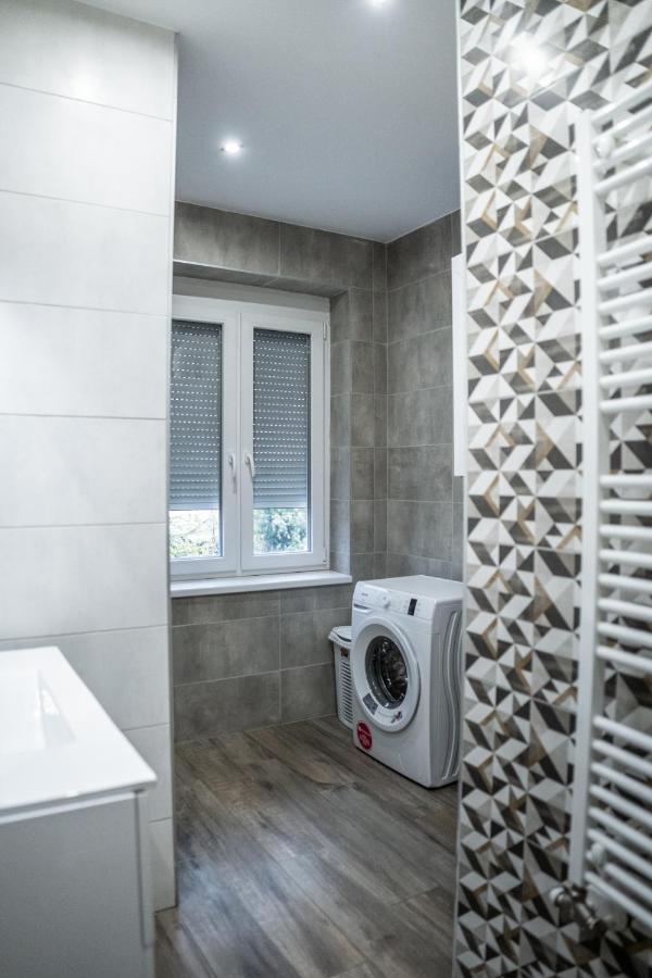 Attila Luxury Apartment แซแก็ด ภายนอก รูปภาพ